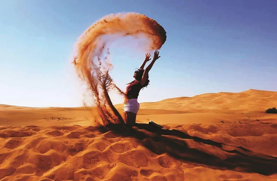 Dubai: 3* Red Dunes ATV, Sandsurf, Camels, Horses, Buffet & Show