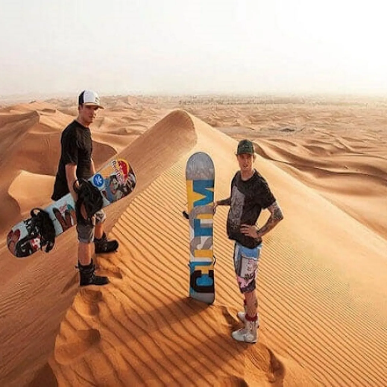 Dubai: 3* Red Dunes ATV, Sandsurf, Camels, Horses, Buffet & Show