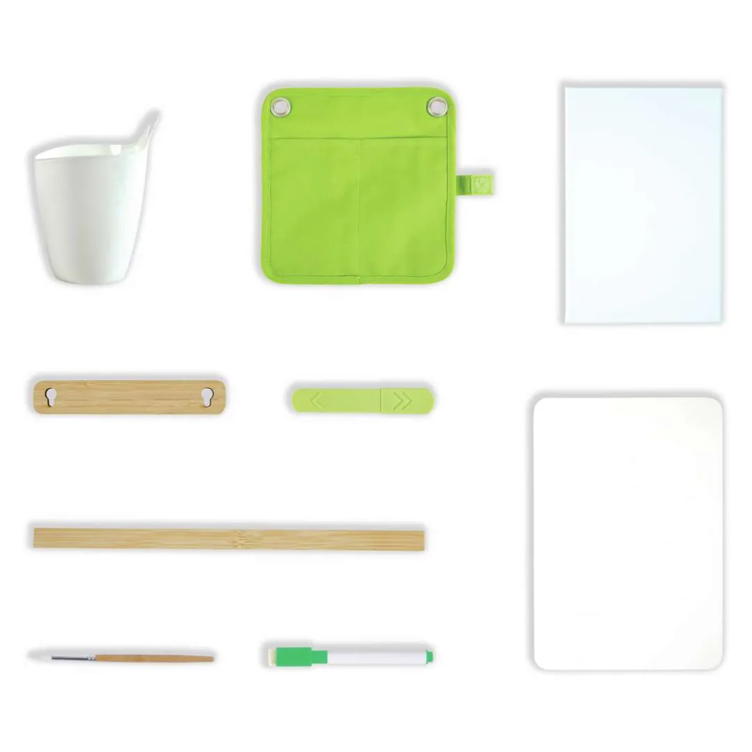 Hape Portable Bamboo Easel (4y )
