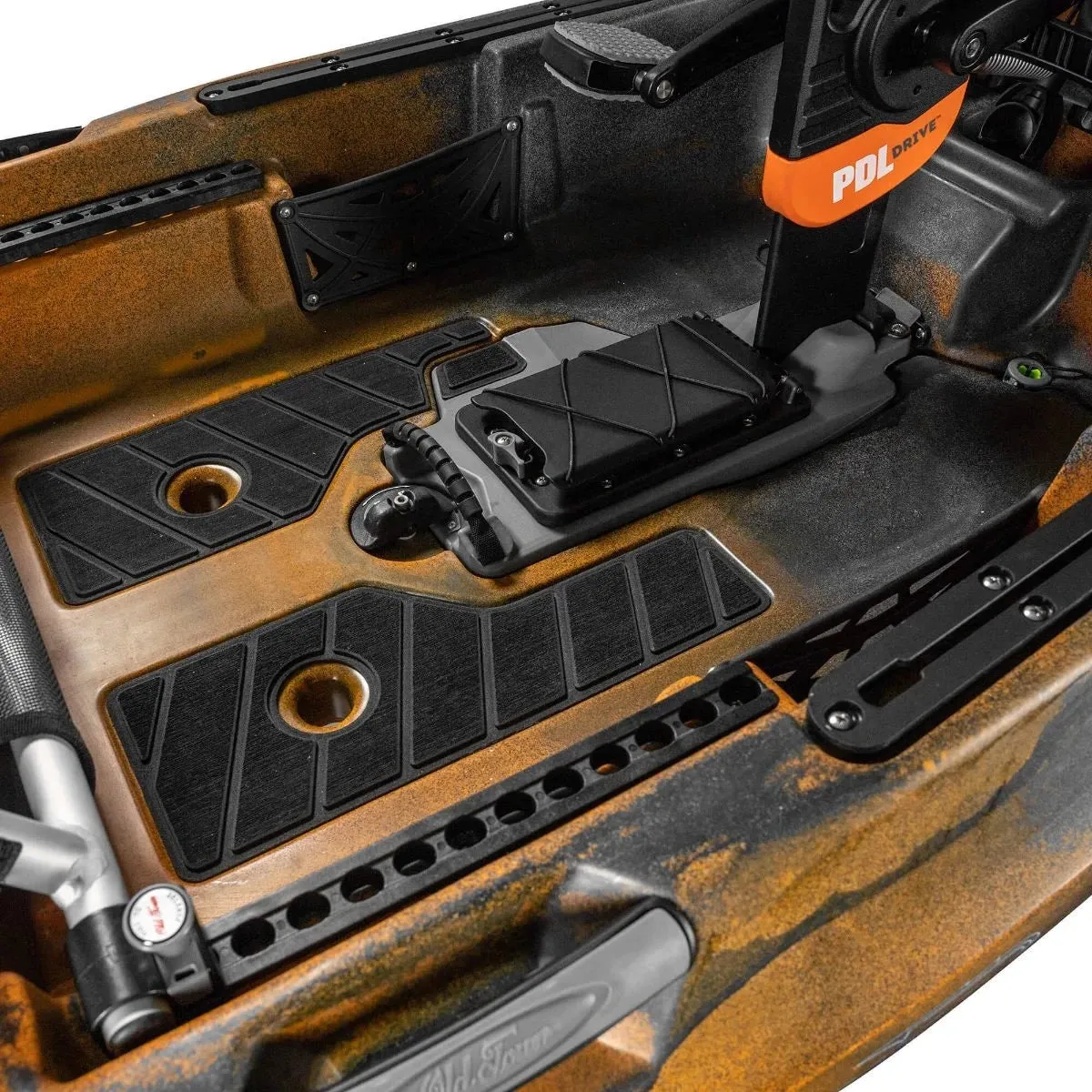Sportsman PDL 106 Fishing Kayak - Ember Camo